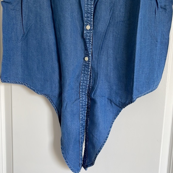 Charter Club Sleeveless Denim Buttons Down Blouse - Picture 4 of 16